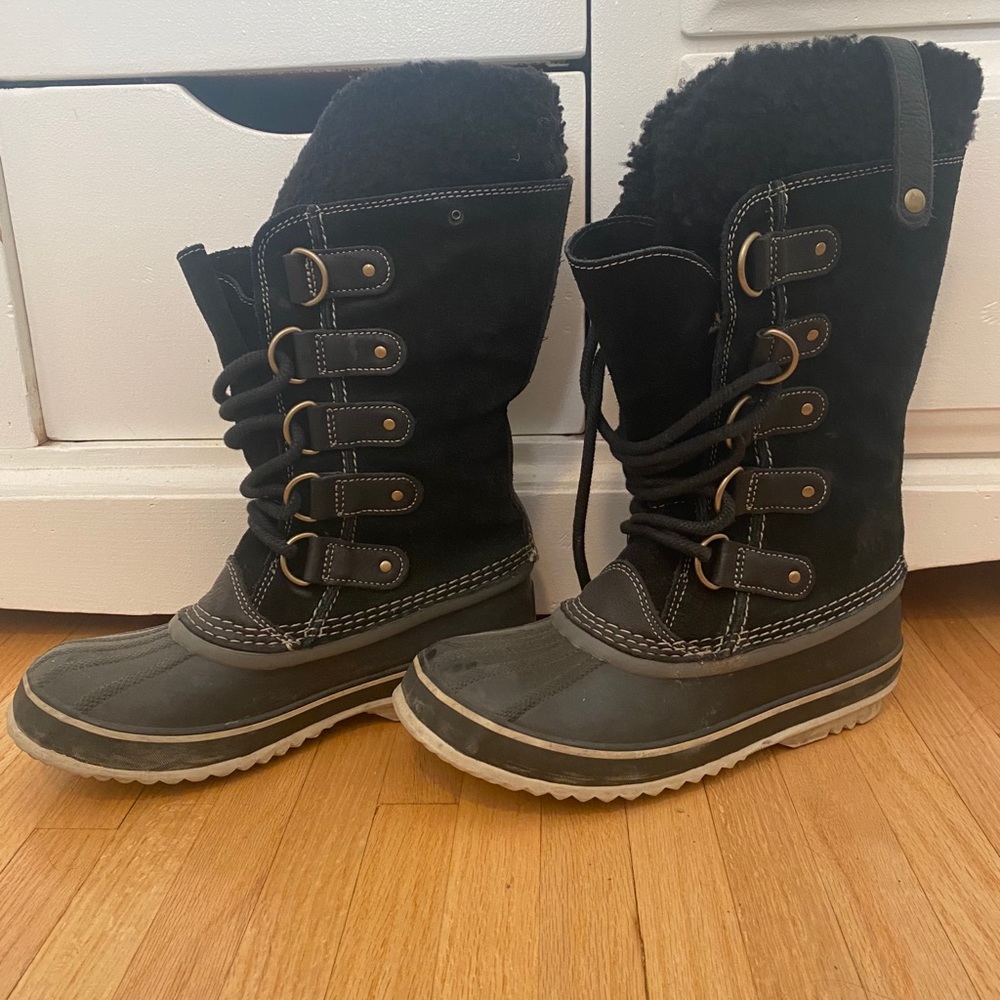 Sorel winter boots women 7.5